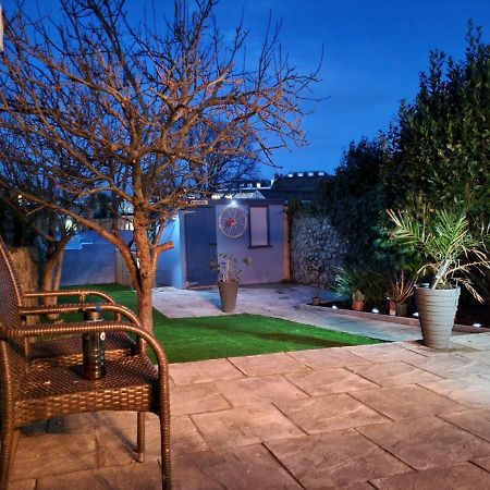 Lobster Cottage - Stylish 3 Bedroom Cottage In Heart Of Tenby Town, Pembrokeshire Esterno foto