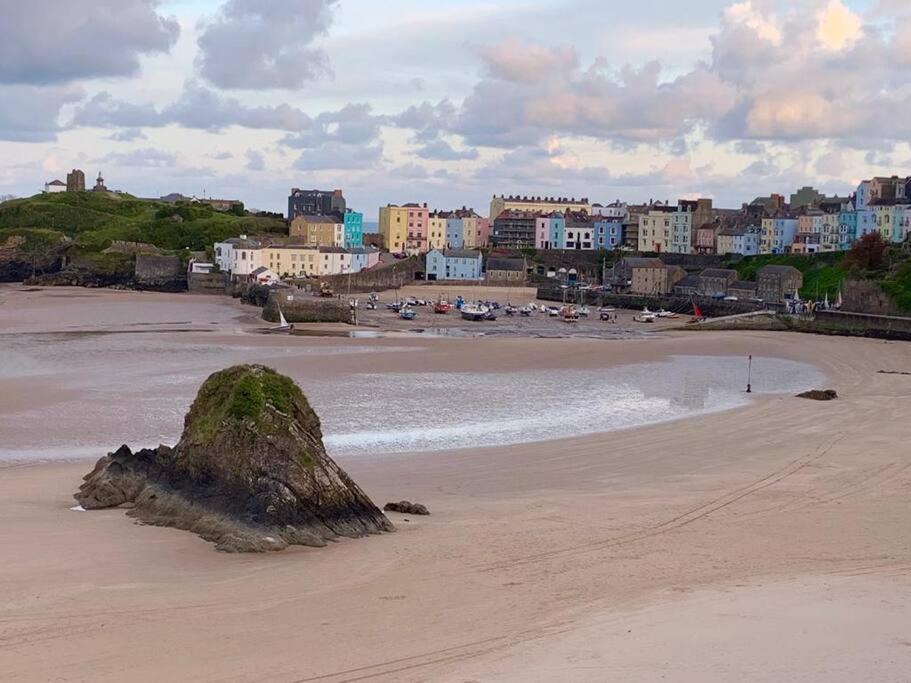 Lobster Cottage - Stylish 3 Bedroom Cottage In Heart Of Tenby Town, Pembrokeshire Esterno foto